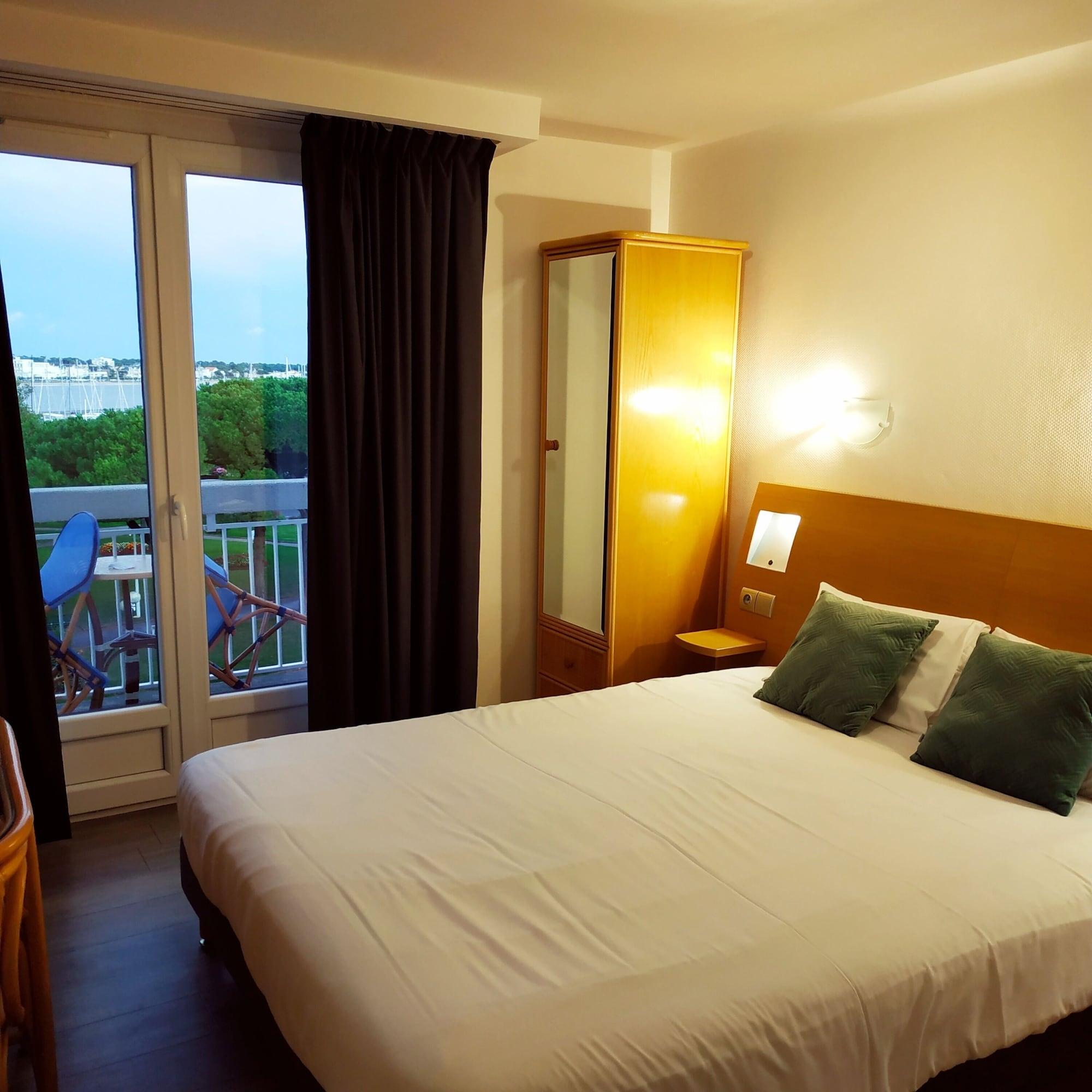 Brit Hotel Hermitage Руаян Екстер'єр фото