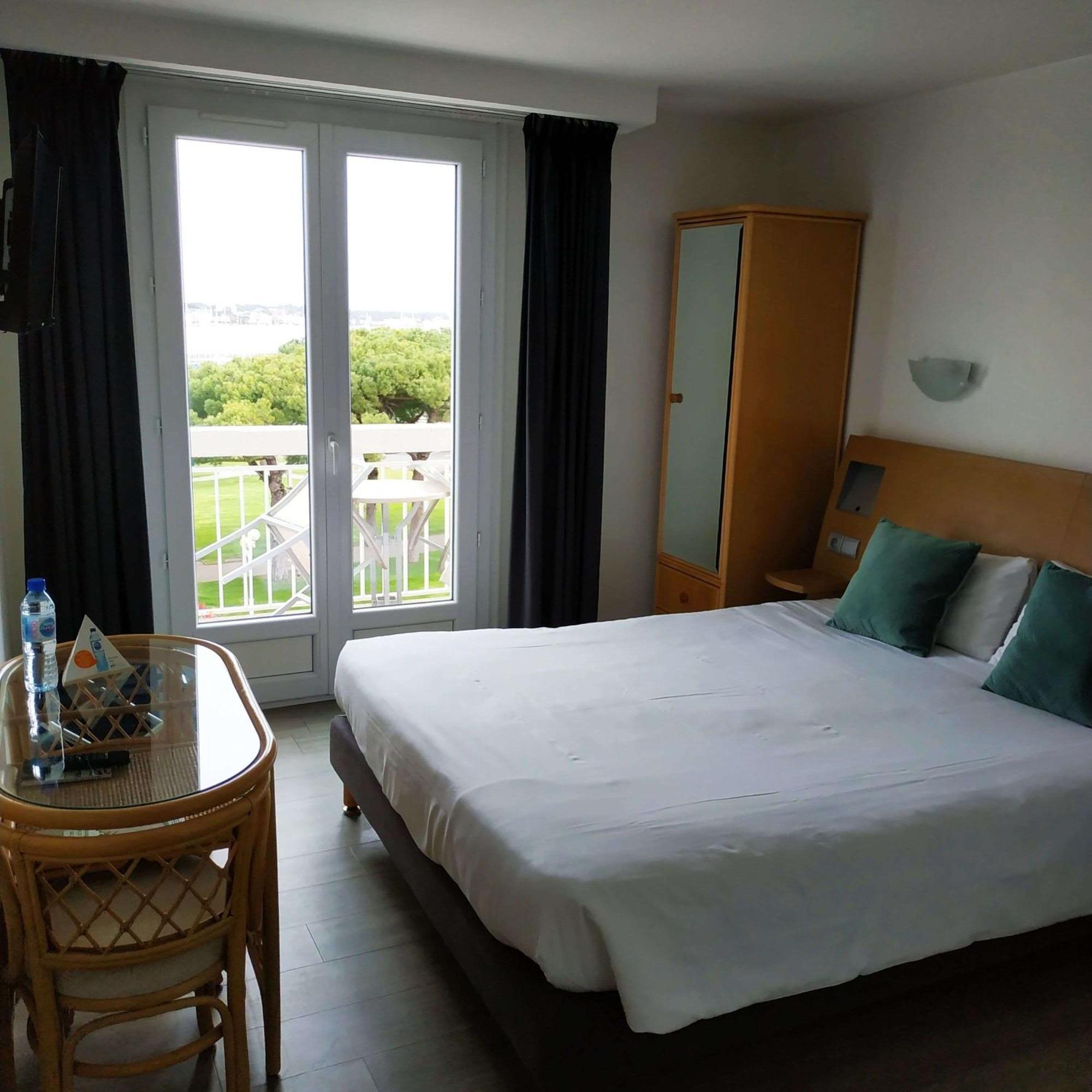 Brit Hotel Hermitage Руаян Екстер'єр фото